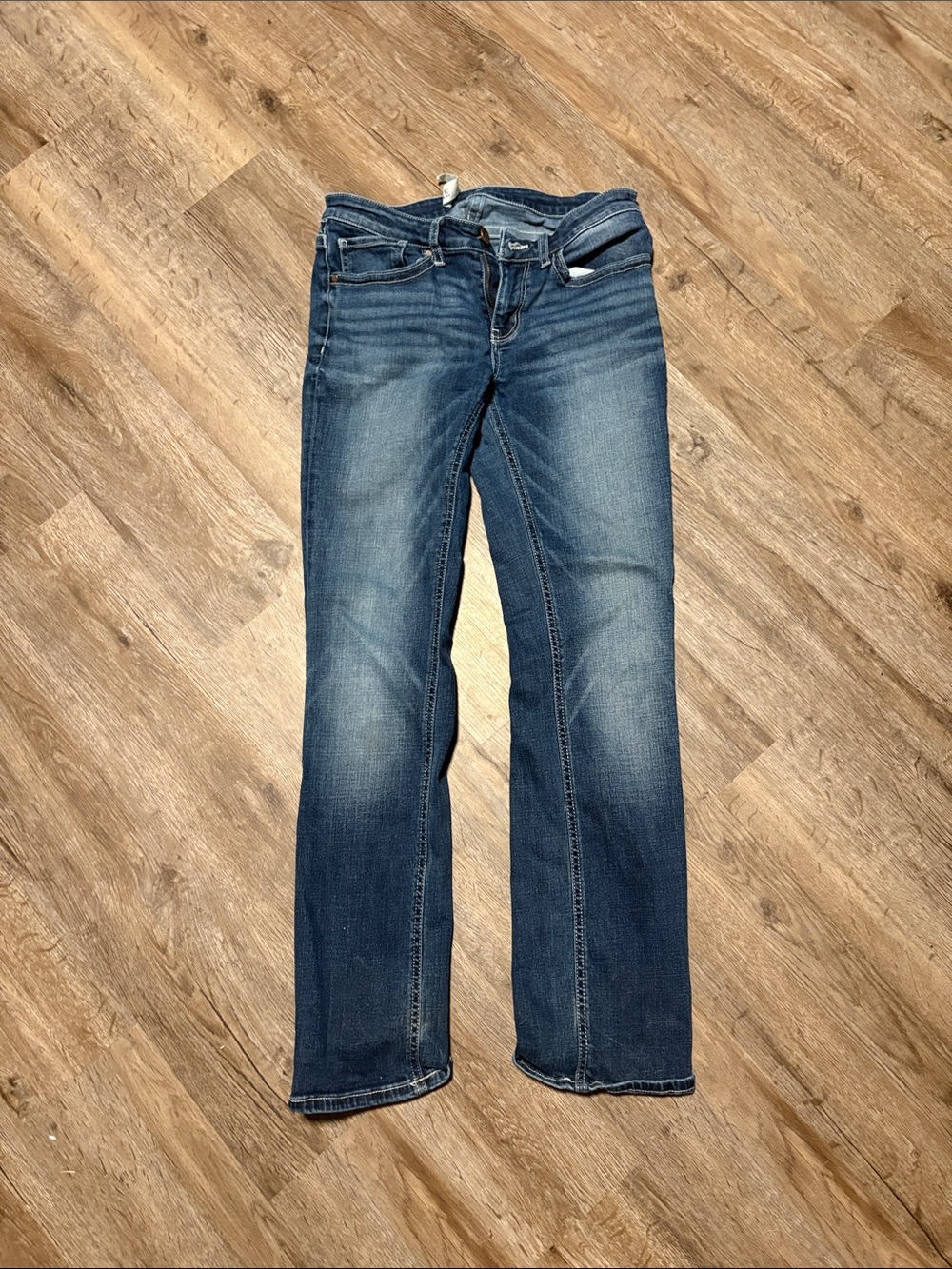 BKE Women's Medium Blue Straight-Leg Jeans